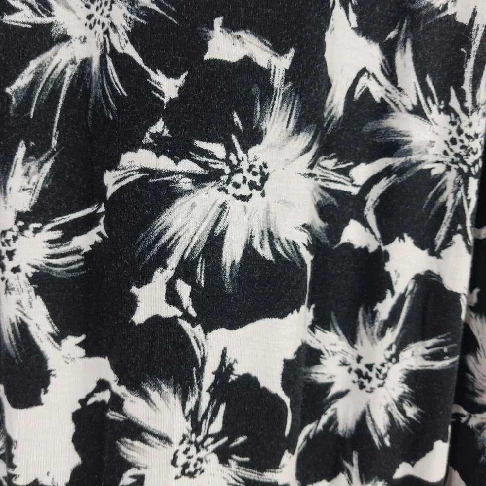 Apt 9 Womens Long Maxi Floral Dress Sleeveless Black White Size PM Petite Summer - Picture 7 of 9